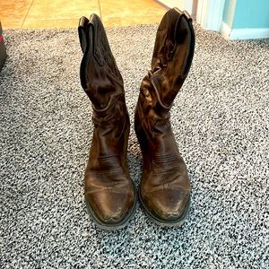 Slouch cowboy boots